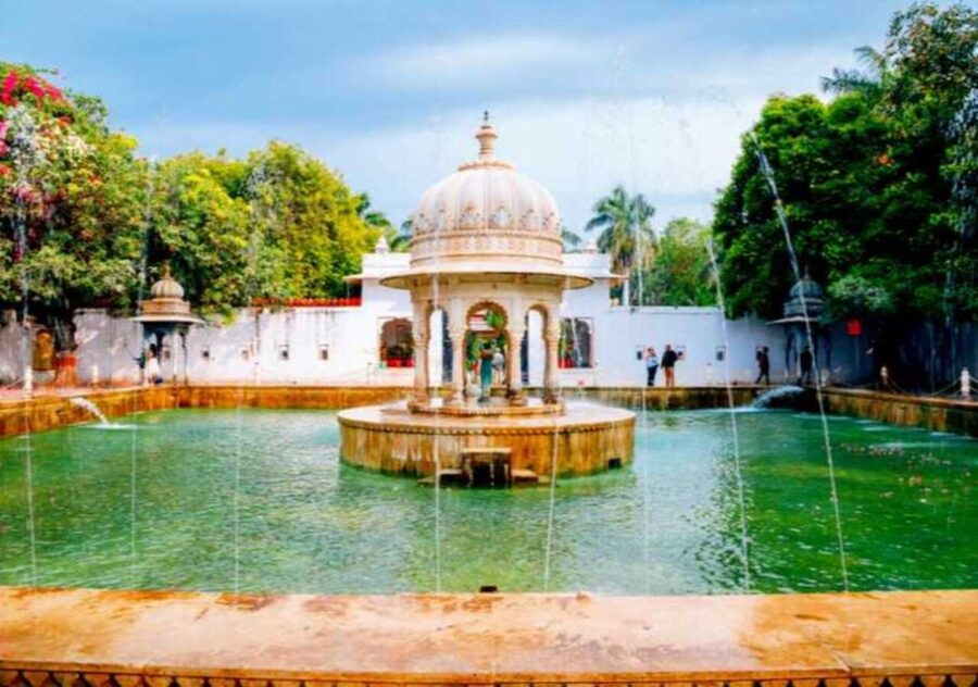 Udaipur Full Day City Tour With Boat Ride