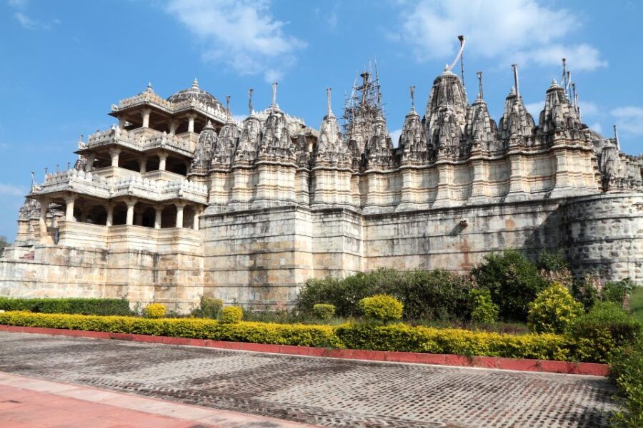 Udaipur: Private Tour of Kumbhalgarh and Ranakpur With Lunch - Good To Know