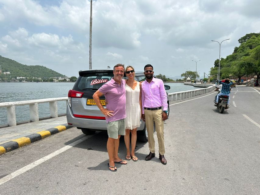 UDAIPUR SIGHTSEEING TOUR BY CAR WITH GUIDE