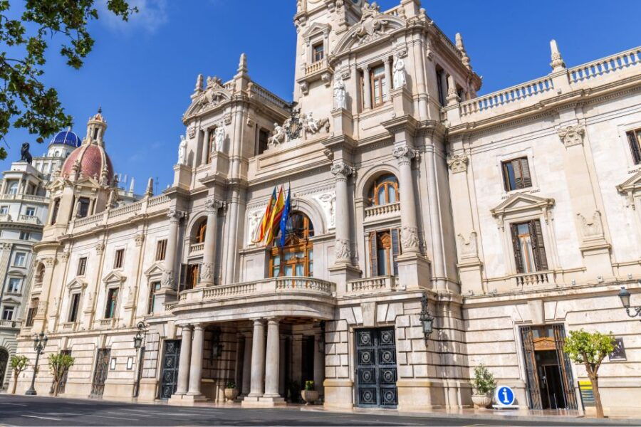 Valencia: First Discovery Walk and Reading Walking Tour