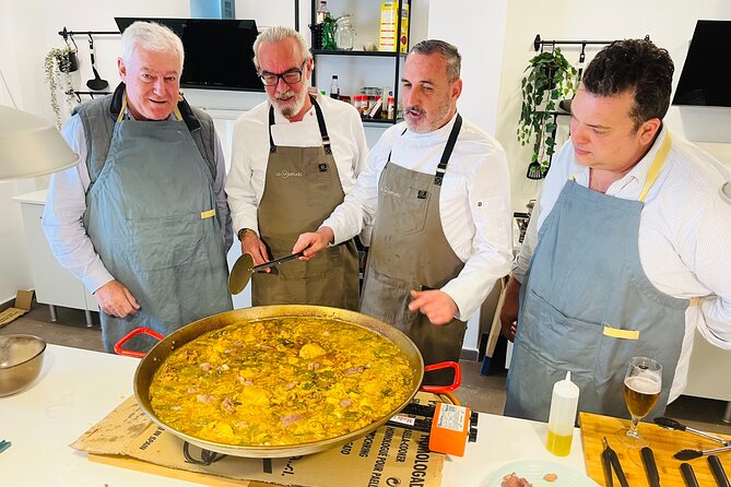 Valencian Paella Workshop With Welcome Drinks and Tapas
