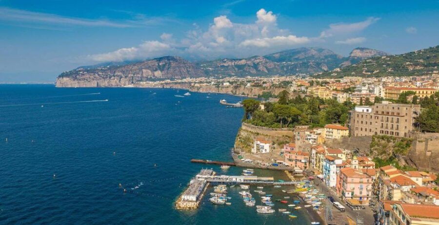 Van Transfer From Sorrento/Amalfi/Positano to Naples Apt - Inclusions