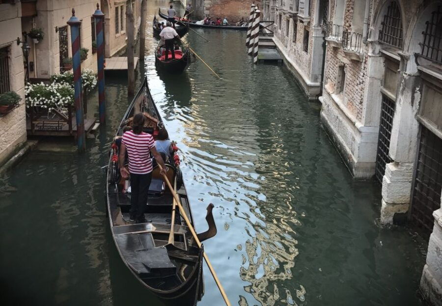 Venice: Gondola Serenade on the Grand Canal With Mask - Good To Know