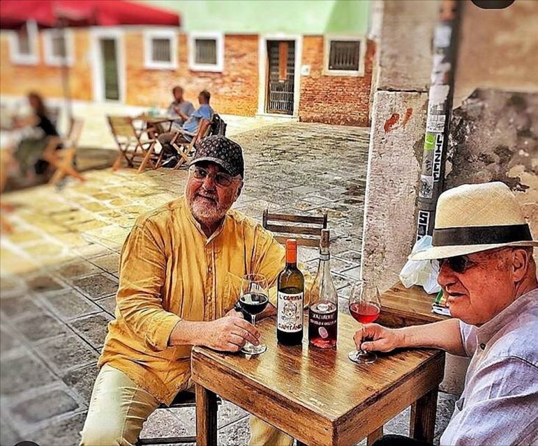 Venice: Guided Bar Hopping and Food Tour With Tasting
