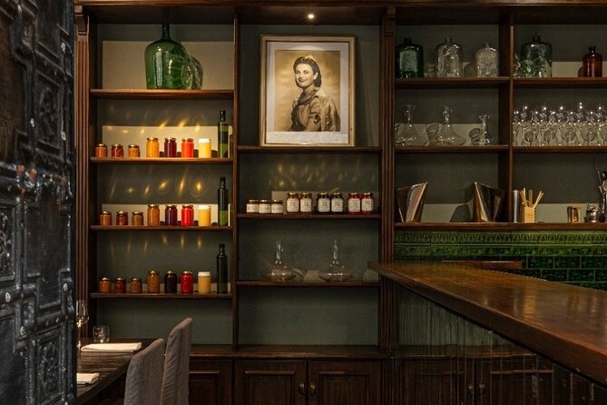 Visit Los Toneles + Saffron Dinner (Michelin Star). With Transfer