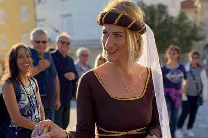 Walking Tour in Korcula With Lady Franchesca