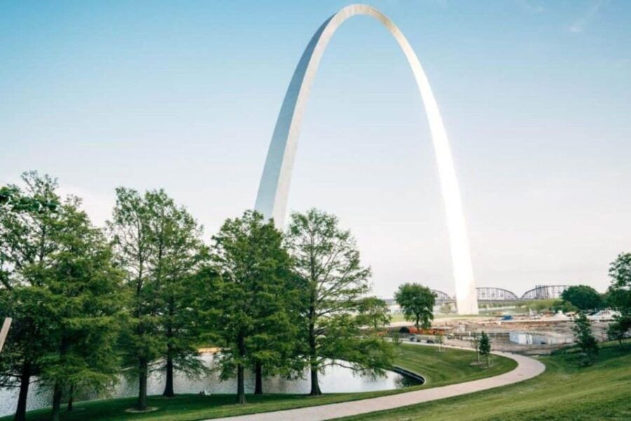 Walking Tour of the Saint Louis Fascinating History - Good To Know