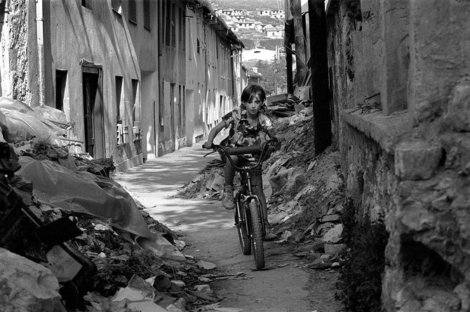 War Photo Exhibition Tour in Mostar