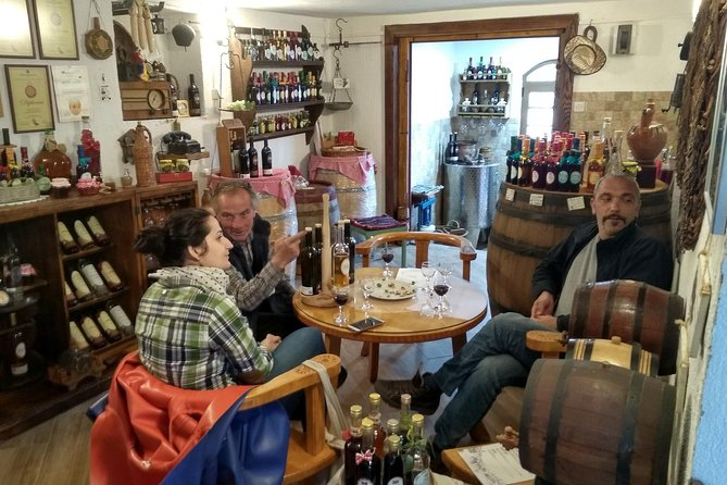 Wine Tasting in the Family Winery, Feel the Spirit - Good To Know