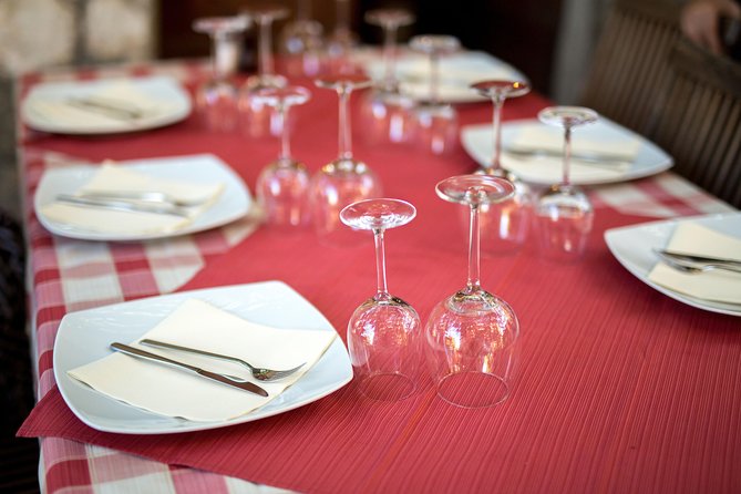Wine Tasting & Winery Tours