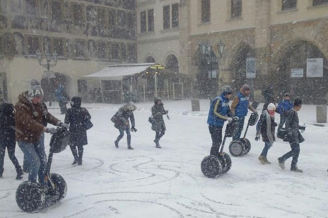 WINTER Segway Tour of Prague Live-Guided in English