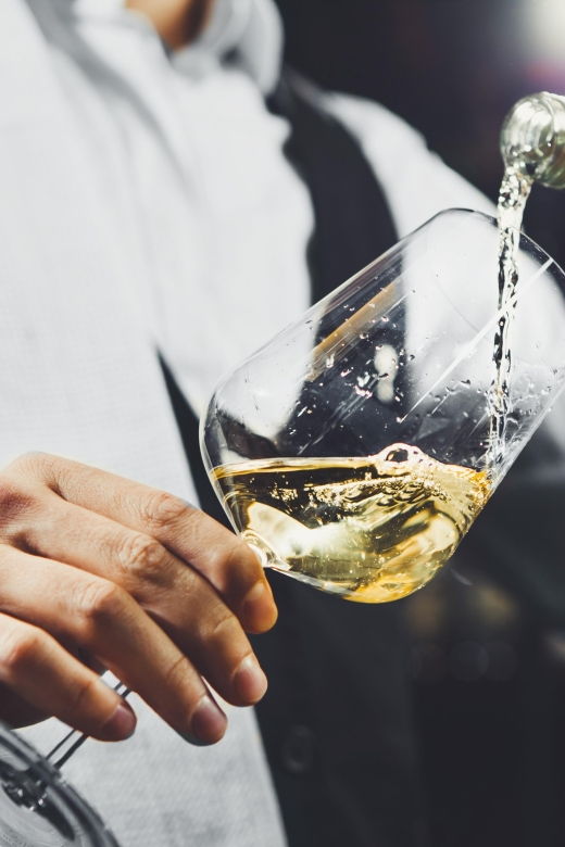 Woodinville Wine Country: Warehouse District Wine Pass - Activity Details