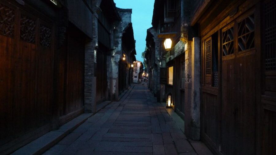 Wuzhen Private Full-Day Tour From Shanghai