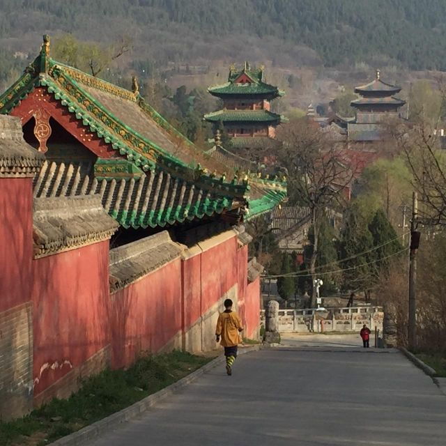 Zhengzhou: Private Tour to Shaolin Temple and Yellow River