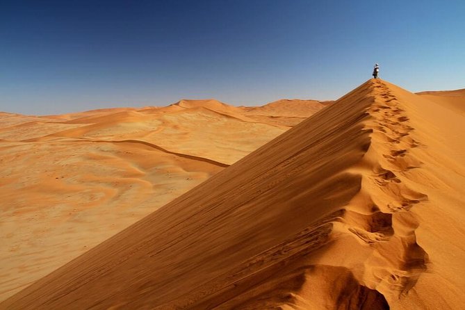 06 Days Etosha and Sossusvlei Namibia - Departure and Pickup Information