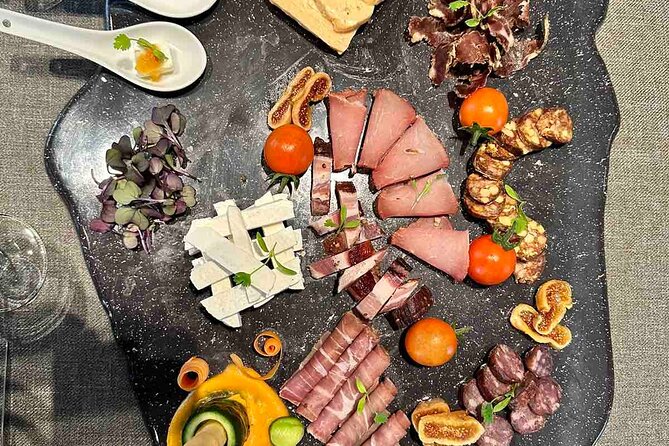 1-Hour Wine Tasting Experience in Protara - Experience Details
