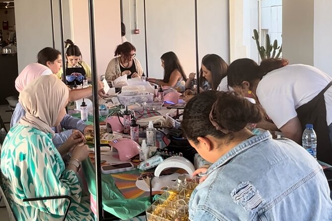 2 Hour Accessory Making Workshop in Amman - Workshop Inclusions and Amenities