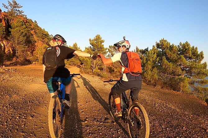 2-Hour Magical E-bike Tour at Sunset in Capoliveri - Meeting Point and Pickup