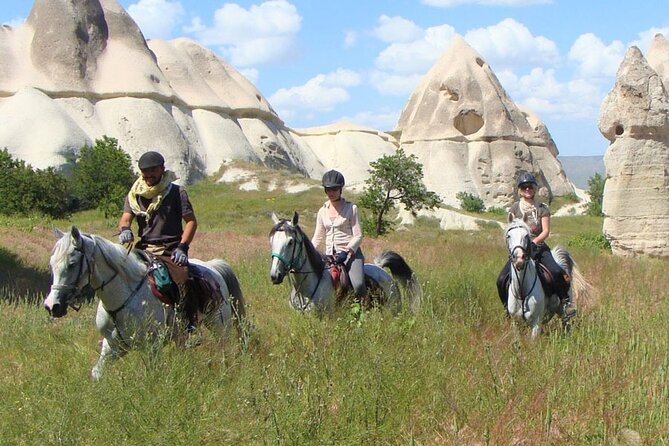 2 Hours Horse Riding Safari in Cappadocia - Inclusions