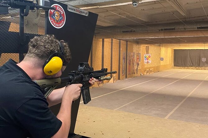 2 Hours Shooting Range Experience in Krakow With Hotel Pickup