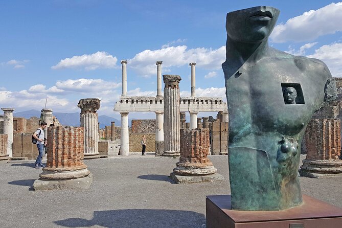 2,5-Hour Kid-Friendly Pompeii Walking Tour for Families and Schools