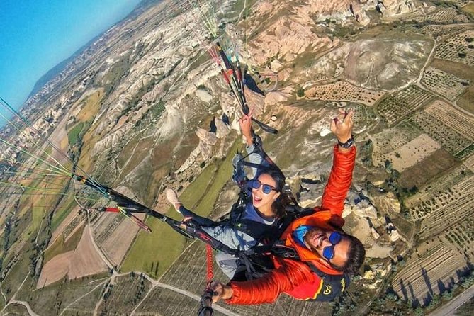 3 Hours Small Group Paragliding Adventure in Cappadocia