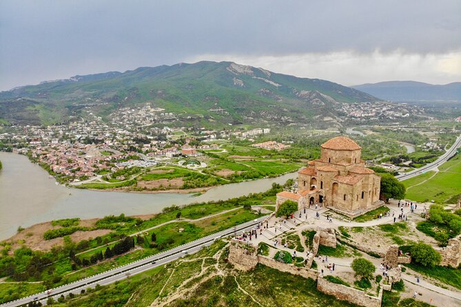 4 Day Tour to the Jewels of Georgia Kakheti, Tbilisi and Mtskheta - Day 1: Exploring Tbilisi