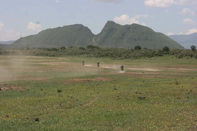 4 Days Incredible Wildlife Off-Road Motorbike Tour in Soysambu Conservancy