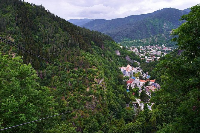 4-Days Tour to Batumi, Kutaisi, Chiatura and Borjomi From Tbilisi - Transport and Pickup Details