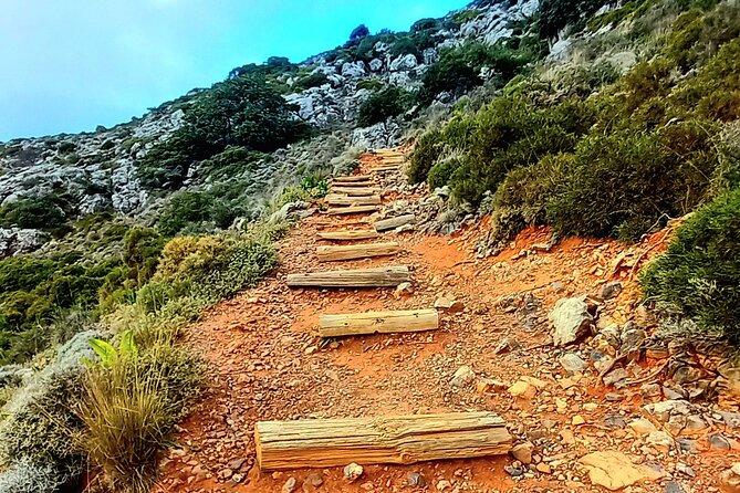 4 Hours Private Hiking on the Strouboulas Mountain, Heraklion - Activity Details