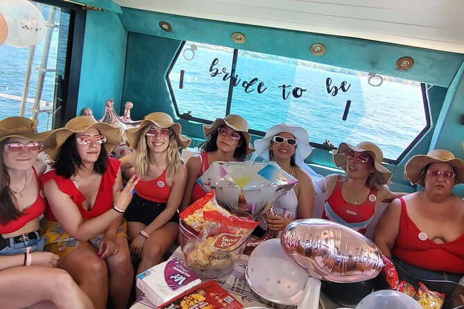 4 Hours Private Yacht Tour in the Borromean Islands - Tour Highlights