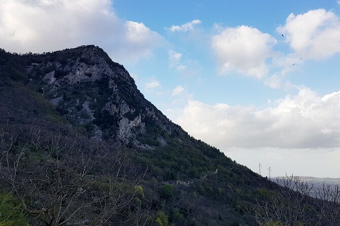 5 Hour Fully Escorted Hiking Activity in Castelletta