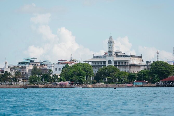 5 Hours Historical Tour in Stone Town - Pickup Information and Group Size