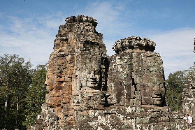 6-Day Private Cambodia Tour to Angkor Wat in Siem Reap and Phnom Penh