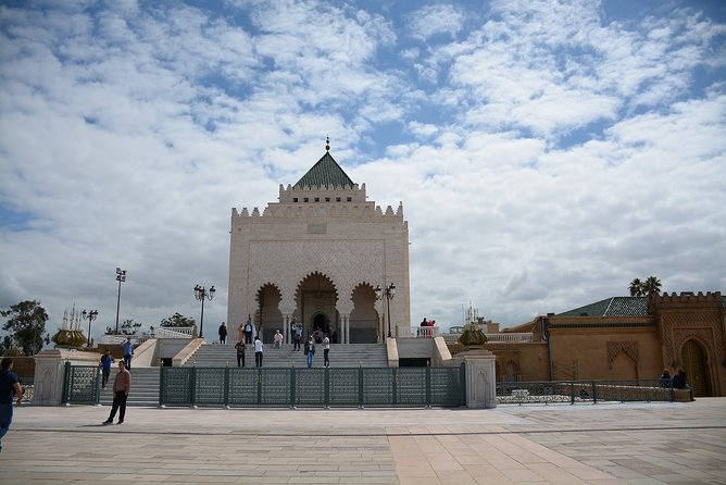 7-Day Private Tour From Casablanca to Sahara via Chefchaouen