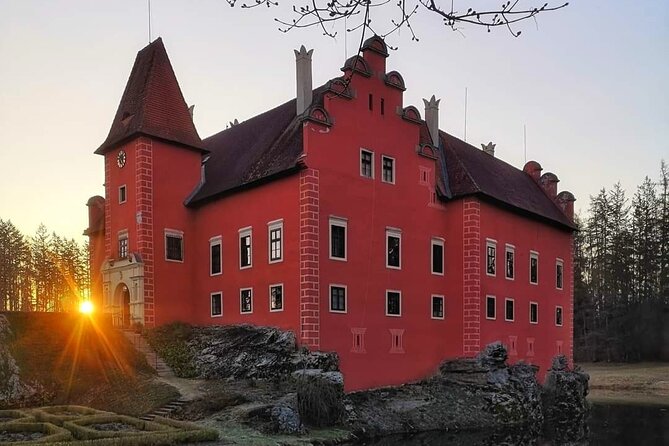 8 Hours Two Catles Private Tour by Car: Hluboká and Red Lhota - Meeting and Pickup