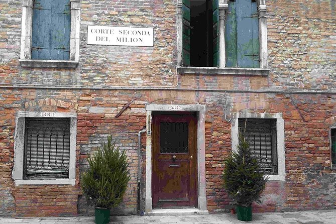 A Bit of Venetian Art and Architecture (Free Tour to Murano Included) – PRIVATE