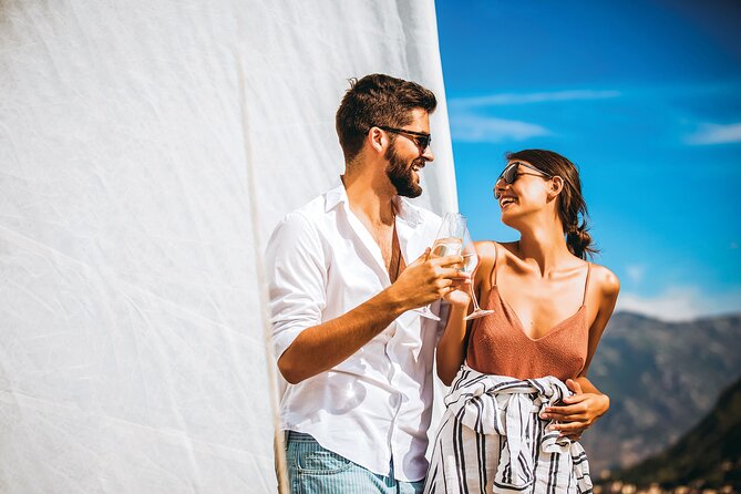 Algarve 2 Hour Wine and Sunset Experience From Albufeira - Check-In Instructions