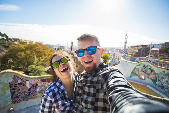 Amazing Corners of Barcelona - Walking Tour for Couples - Romantic Stroll Through El Born