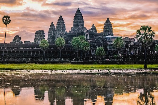 Angkor Wat Sunrise Private Tours by Tuk Tuk From Siem Reap - Tour Highlights