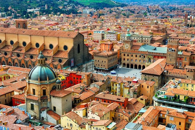 Arrival Private Transfers: Bologna Airport BLQ to Bologna City in Luxury Van - Drop-off Location