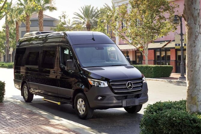 Arrival Transfer Faro Airport FAO to Vilamoura Area by Car or Van