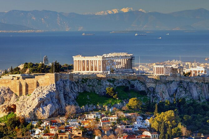 Athens City To Piraeus Cruise Port Transfer - Vehicle Amenities