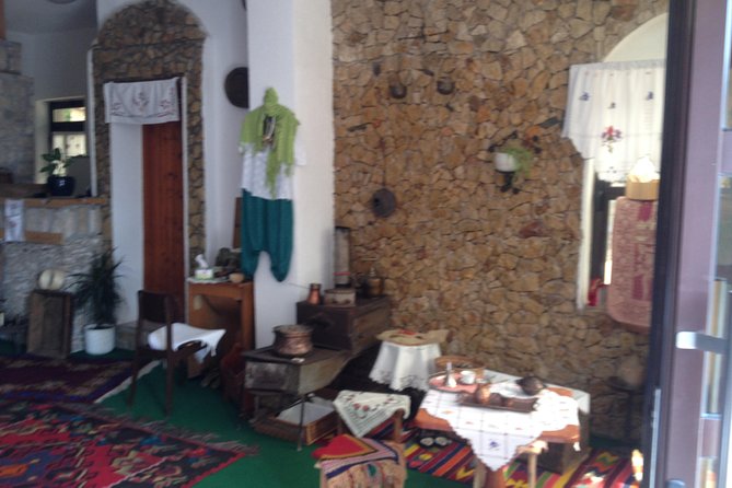 Authentic Antique Museum Home - Museum Highlights