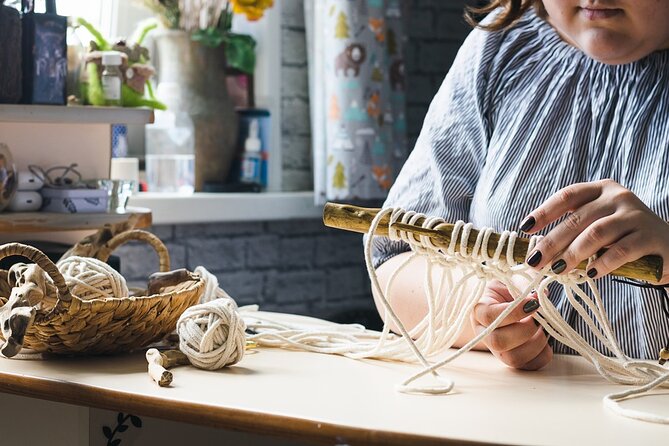 Authentic Macramé Workshop With a Local Artisan Near Macerata - Location and Meeting Point