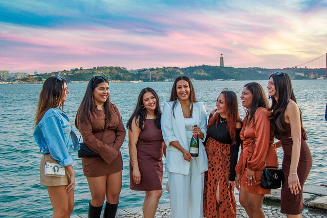 Bachelorette Party Private Photoshoot With a Pro Photographer - Event Overview