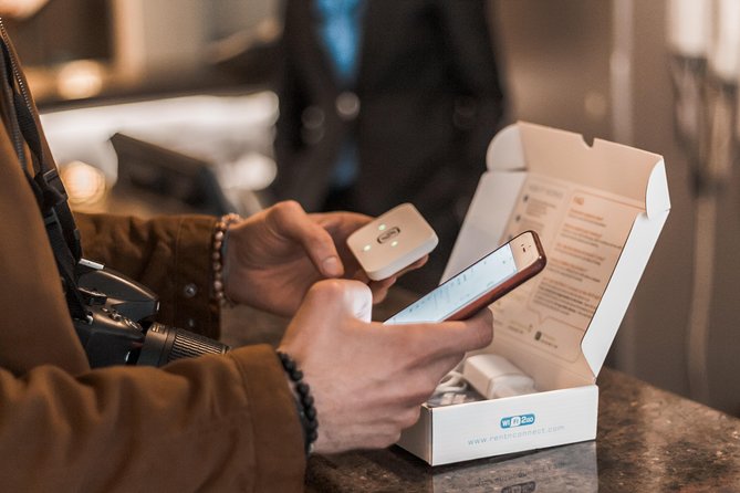 Berlin: Unlimited 4G Internet in Germany With Pocket Wifi - Delivery & Return Info