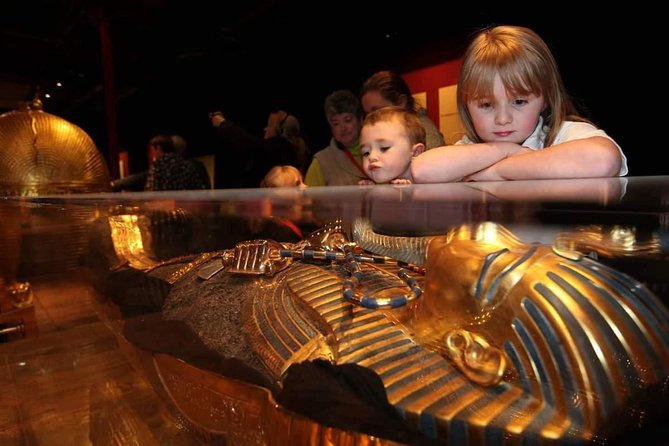 Best Cairo Day Tour- Discover Giza Pyramids & Egyptian Museum & Old Cairo - Giza Pyramids Exploration