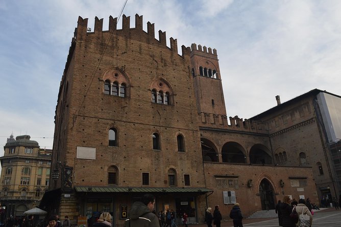 Bologna Private Walking Tour 2H - Accessibility Details