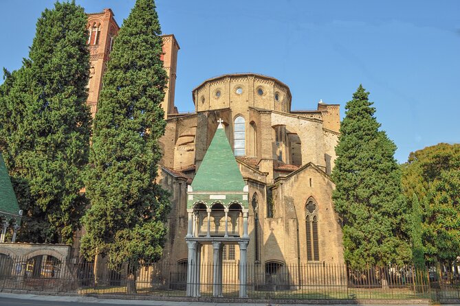 Bologna Self-Guided City Walking Tour With Audio Guide - Tour Features